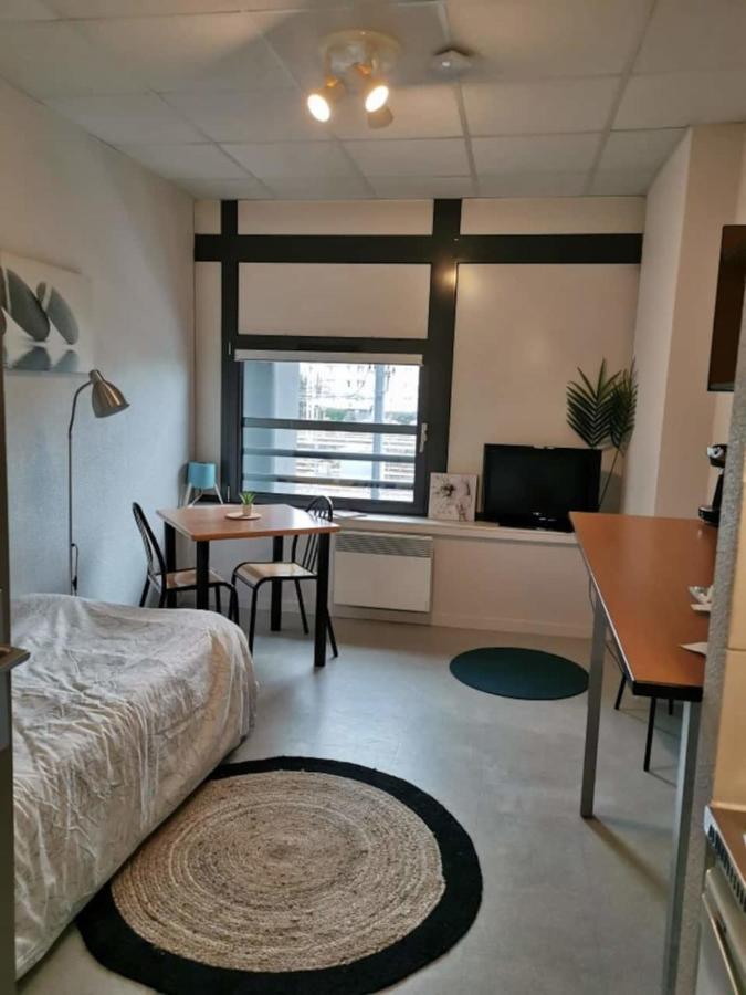Studio Confortable Hyper Centre De Tours Apartment Exterior photo